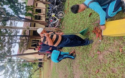 Kamis Bersih: Membiasakan Hidup Bersih di Lingkungan Sekolah